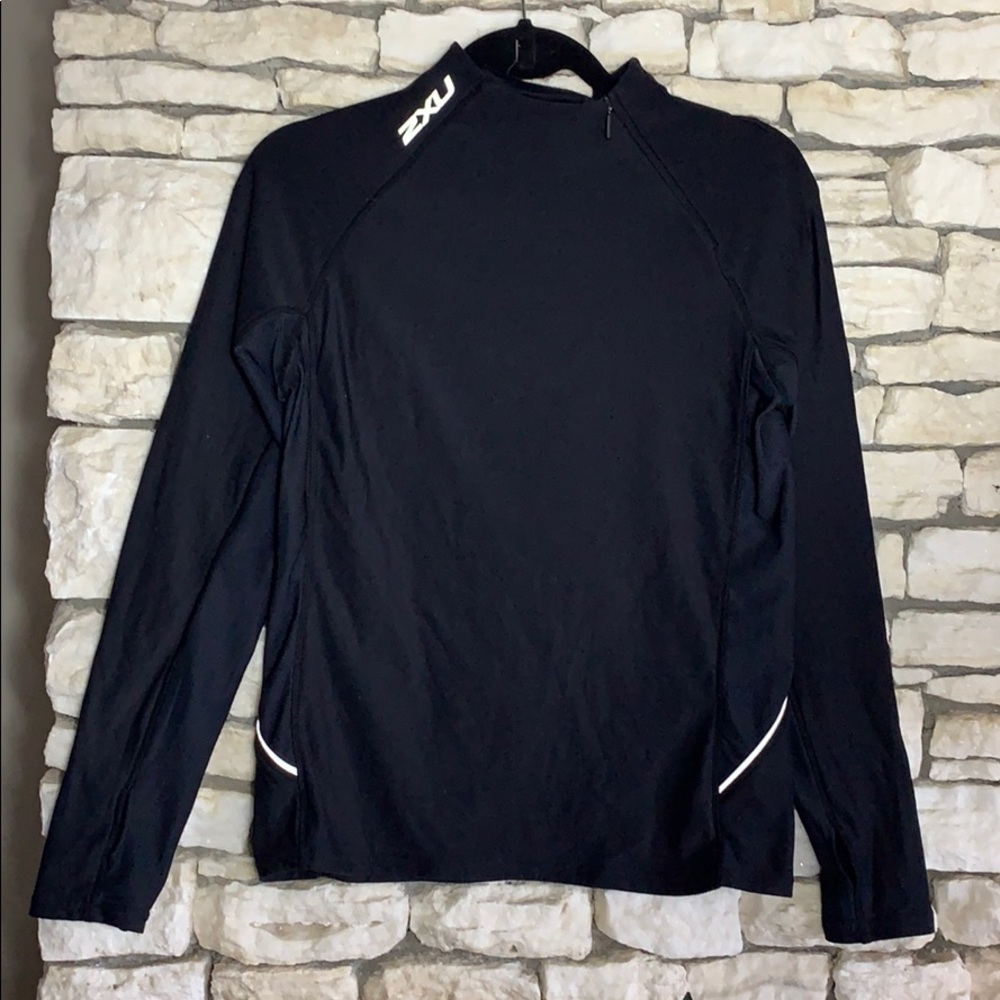 2XU running top